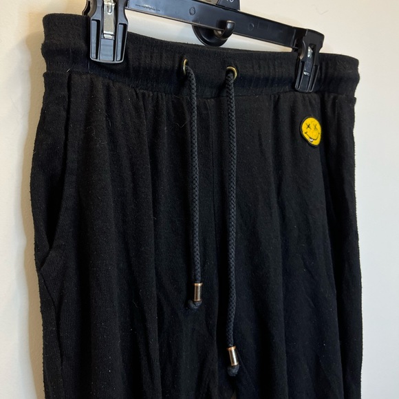 Forever 21 Black Joggers - Picture 1 of 5